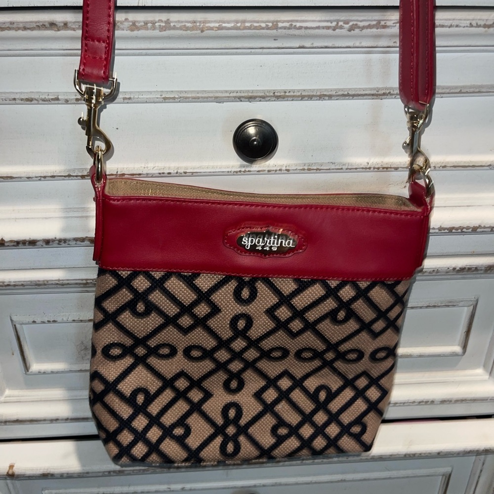 Spartina 449 low country 1715 style taupe red black cross body purse
